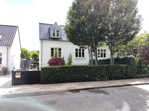 Vaerelser I Midtbyen - 117 M2 Apartment Herning Dış mekan fotoğraf